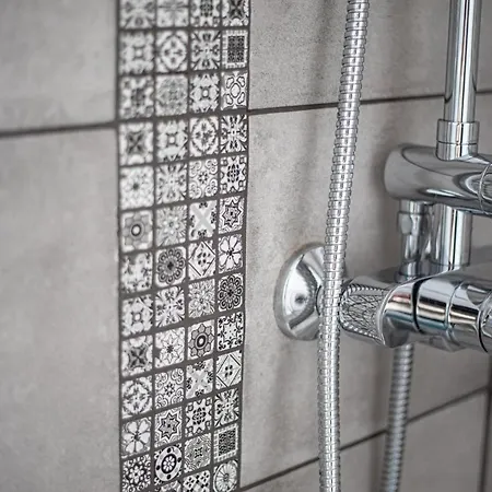 Cabane D'arlette, Grande Terrasse En Centre-ville *