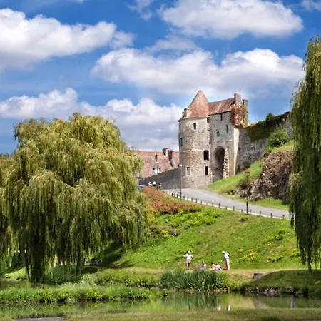 Cabane D'arlette, Grande Terrasse En Centre-ville Отель *