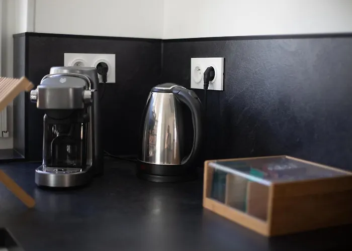 Cabane D'arlette, Grande Terrasse En Centre-ville Hotel