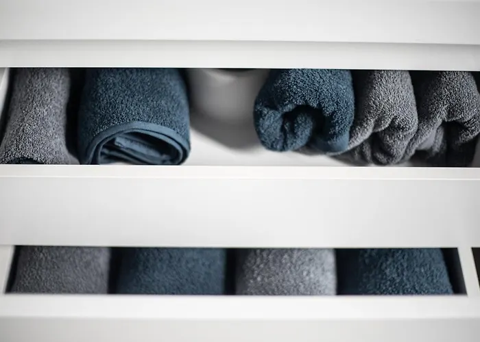 Cabane D'arlette, Grande Terrasse En Centre-ville * Falaise (Calvados)