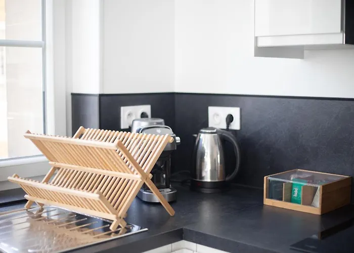 Hotel Cabane D'arlette, Grande Terrasse En Centre-ville